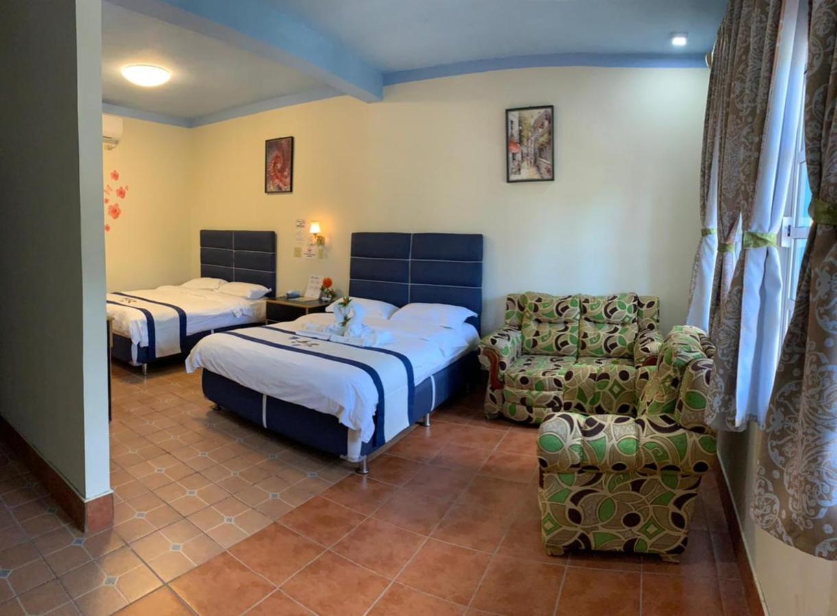 קורוזאל Sunshine View Hotel And Restaurant מראה חיצוני תמונה