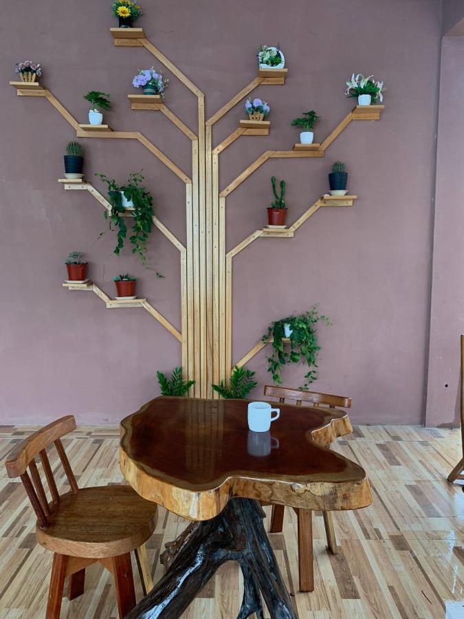 קורוזאל Sunshine View Hotel And Restaurant מראה חיצוני תמונה