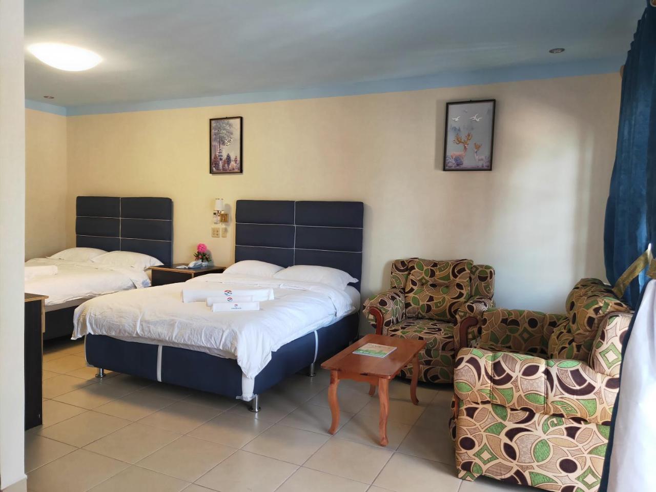 קורוזאל Sunshine View Hotel And Restaurant מראה חיצוני תמונה
