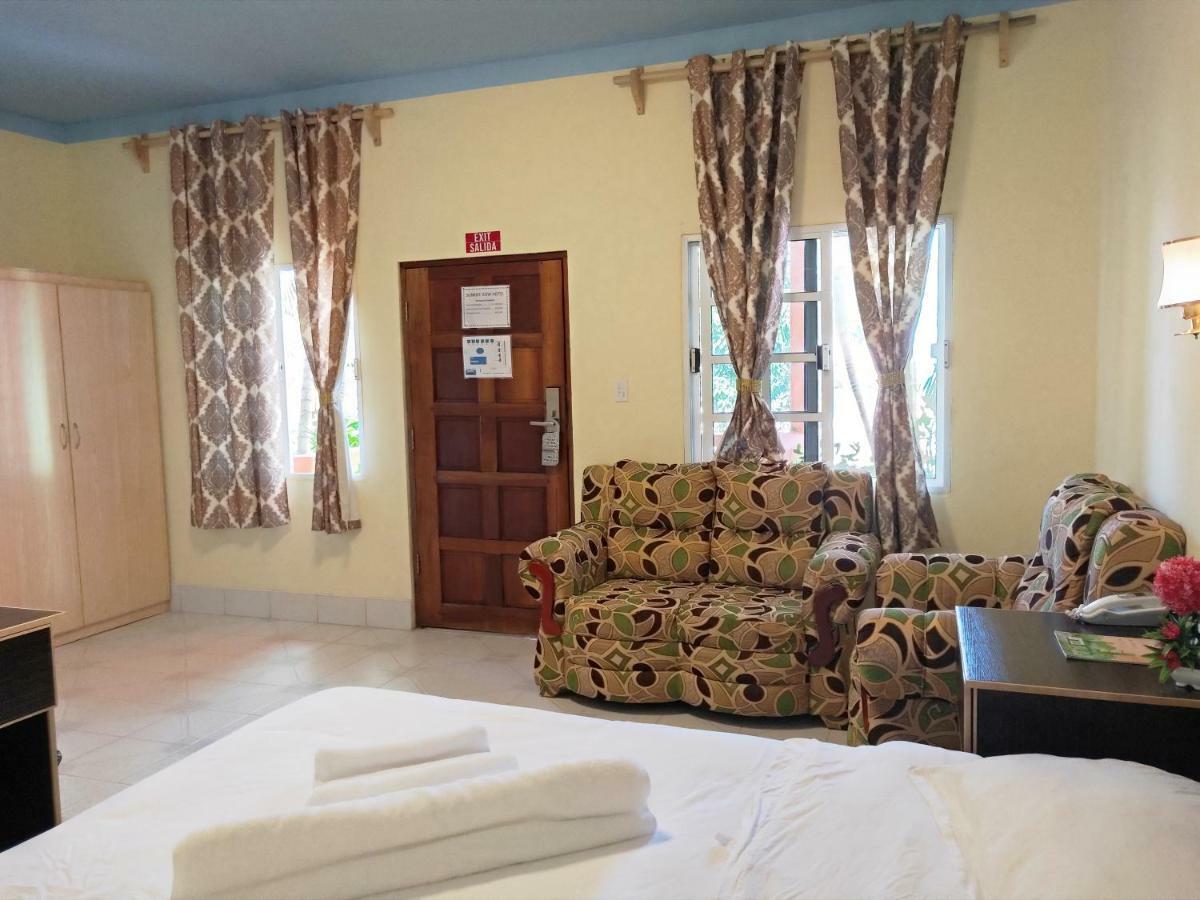 קורוזאל Sunshine View Hotel And Restaurant מראה חיצוני תמונה