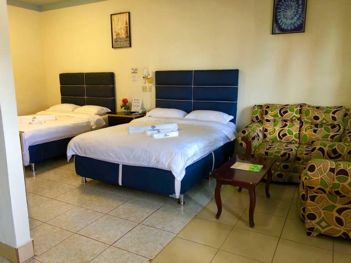 קורוזאל Sunshine View Hotel And Restaurant מראה חיצוני תמונה